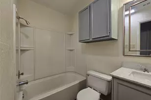 1305 Dobie Dr, Austin, TX 78753 - Photo 12