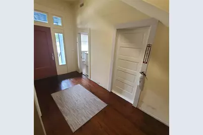 615 E Washington Street, Giddings, TX 78942 - Photo 22