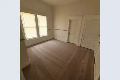 615 E Washington Street, Giddings, TX 78942 - Photo 16