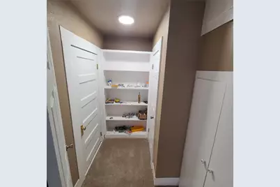 615 E Washington Street, Giddings, TX 78942 - Photo 20
