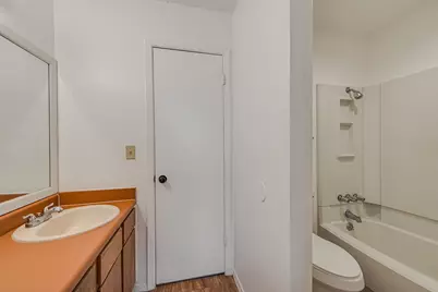 2111 Oak Motte Lane, Austin, TX 78744 - Photo 10