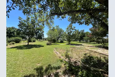 117 Cotton Rows Lane, Taylor, TX 76574 - Photo 18