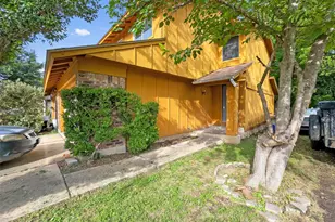 10403 Golden Meadow Dr, Austin, TX 78758 - Photo 2