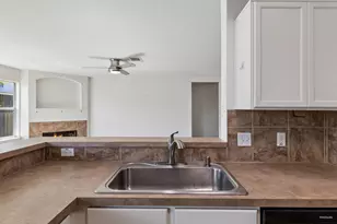 1303 Sunflower Ln, San Marcos, TX 78666 - Photo 26