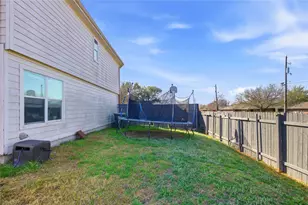 1303 Sunflower Ln, San Marcos, TX 78666 - Photo 26