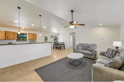 100 Acorn Trail, Cedar Creek, TX 78612 - Photo 4