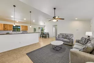 100 Acorn Trail, Cedar Creek, TX 78612 - Photo 4