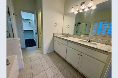 408 Wolf Creek Way, Round Rock, TX 78664 - Photo 14