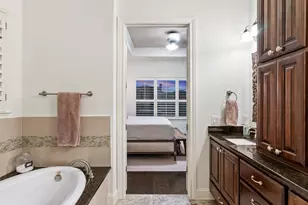 209 Rocky Coast Dr, Lakeway, TX 78738 - Photo 24