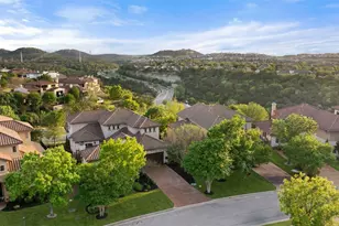 209 Rocky Coast Dr, Lakeway, TX 78738 - Photo 32