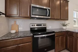 302 Sunshine Ln, Kyle, TX 78640 - Photo 12