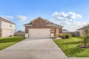 302 Sunshine Ln, Kyle, TX 78640 - Photo 4