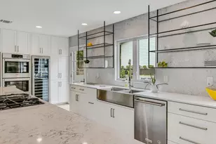 1004 Maufrais St, Austin, TX 78703 - Photo 4