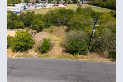 707 E 2nd Street, Georgetown, TX 78626 - Photo 8