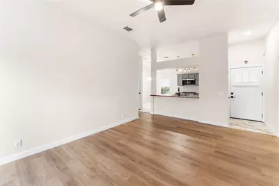 7225 White Panda Run, Del Valle, TX 78617 - Photo 10