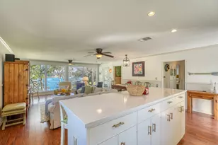 621 Sandy Mountain Dr, Sunrise Beach, TX 78643 - Photo 10