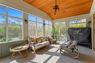 1706 W 10th St, Austin, TX 78703 - Photo 14