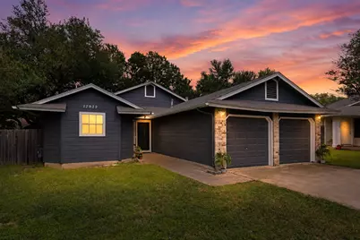 12932 Covington Trail, Austin, TX 78727 - Photo 38