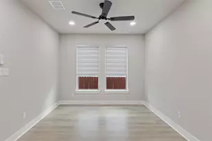 1508 Cardinal Ln, Round Rock, TX 78681 - Photo 16