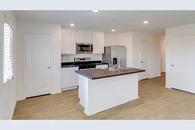 157 Schuenemann Way, Uhland, TX 78640 - Photo 6