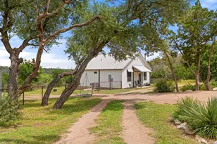 505 Broken Arrow Dr, Spicewood, TX 78669 - Photo 2