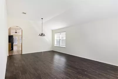 1117 Alexandria Way, Round Rock, TX 78665 - Photo 4