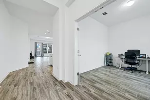 6725 Denia Dr, Austin, TX 78739 - Photo 4