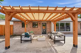6304 Cannes Cir, Austin, TX 78745 - Photo 24