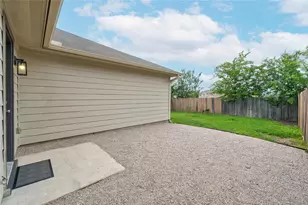 571 Reliance Dr, Buda, TX 78610 - Photo 32