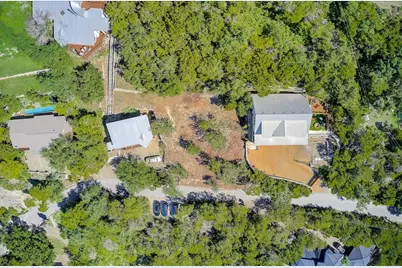 13908 Skyline Drive, Austin, TX 78732 - Photo 8