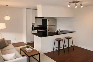 415 W 39th St, Austin, TX 78751 - Photo 2