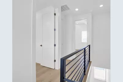 7208 Providence Avenue #2, Austin, TX 78752 - Photo 8