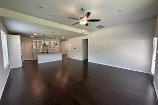 1002 Ridge Runner Dr, Georgetown, TX 78628 - Photo 10