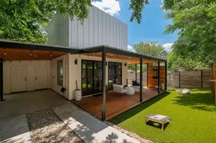 1904 E 16th St, Austin, TX 78702 - Photo 1