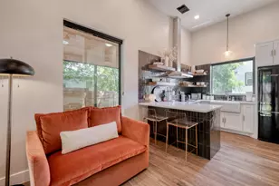 1904 E 16th St, Austin, TX 78702 - Photo 1