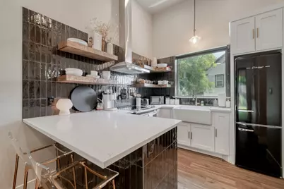 1904 E 16th Street #2, Austin, TX 78702 - Photo 10