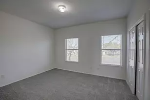 1102 E 3rd St, Georgetown, TX 78626 - Photo 24