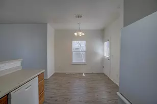 1102 E 3rd St, Georgetown, TX 78626 - Photo 10