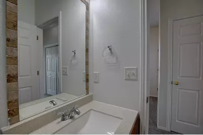 1102 E 3rd Street, Georgetown, TX 78626 - Photo 24