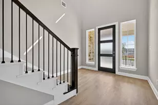 1413 Shelby Ln, Georgetown, TX 78628 - Photo 2