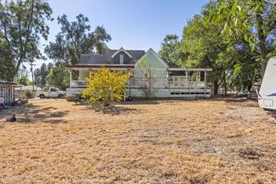 606 W Bell Avenue, Rockdale, TX 76567 - Photo 20