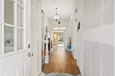 606 W Bell Avenue, Rockdale, TX 76567 - Photo 12