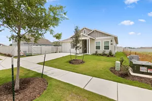 2460 Winding Creek Rd, Kyle, TX 78640 - Photo 2