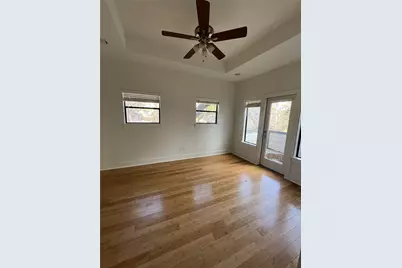 2024 E 2nd Street #B, Austin, TX 78702 - Photo 8