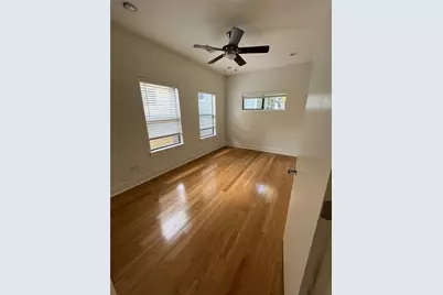 2024 E 2nd Street #B, Austin, TX 78702 - Photo 14
