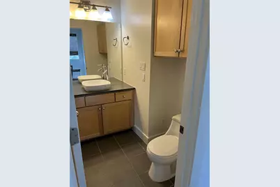2024 E 2nd Street #B, Austin, TX 78702 - Photo 16