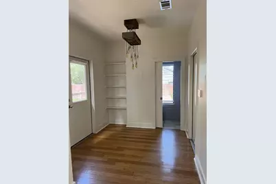 2024 E 2nd Street #B, Austin, TX 78702 - Photo 4