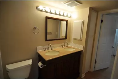 501 W 26th Street #101, Austin, TX 78705 - Photo 14