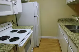 501 W 26th St, Austin, TX 78705 - Photo 4