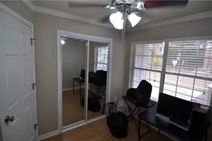 501 W 26th St, Austin, TX 78705 - Photo 12